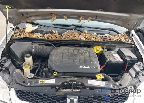 2017 Dodge Grand Caravan Sxt from USA, damaged, VIN 2C4RDGCGXHR671271